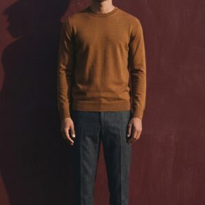 Pull col rond marron en laine mérinos pour homme