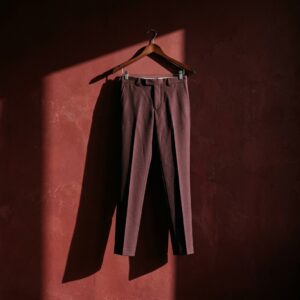 Pantalon de tailleur coupe cigarette pour femme